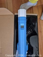 MaxSold Auction: Rechargeable Electric Water Toywith LCD — Blue/White - Ottawa (Ontario, Canada) SELLER MANAGED Downsizing Online Auction - Westhaven Crescent