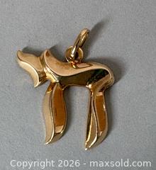 MaxSold Auction: 14K GOLD Chai Pendant - Toronto (Ontario, Canada) SELLER MANAGED Reseller Online Auction - Chesswood Drive