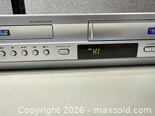 MaxSold Auction: Lot of 2 Silver DVD/VHS Combo Players (Magnavox & Samsung) - Warwick (Rhode Island, USA) SELLER MANAGED Reseller Online Auction - Warwick Avenue