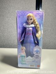 MaxSold Auction: Mattel Disney Elsa & Anna Dolls, Lot of 3 - Warwick (Rhode Island, USA) SELLER MANAGED Reseller Online Auction - Warwick Avenue