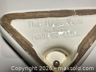 MaxSold Auction: Roseville “Hyde Park” ashtray, Murano Glass trinket dish (1) Greco/Roman themed dish (1) - Warwick (Rhode Island, USA) SELLER MANAGED Reseller Online Auction - Warwick Avenue