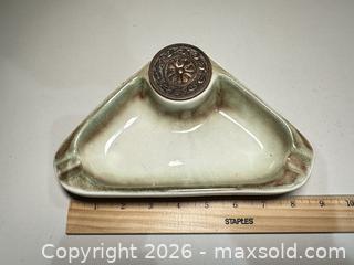 MaxSold Auction: Roseville “Hyde Park” ashtray, Murano Glass trinket dish (1) Greco/Roman themed dish (1) - Warwick (Rhode Island, USA) SELLER MANAGED Reseller Online Auction - Warwick Avenue