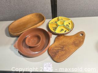 MaxSold Auction: Terracotta Chip&dip, “Plateau Apéritif Provencale" sectioned serving dish lot - Warwick (Rhode Island, USA) SELLER MANAGED Reseller Online Auction - Warwick Avenue