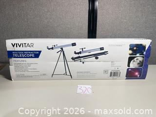 MaxSold Auction: Vivitar Refractor Telescope with Tripod & Interchangeable Eyepieces - Warwick (Rhode Island, USA) SELLER MANAGED Reseller Online Auction - Warwick Avenue