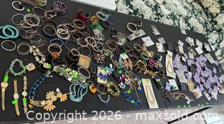 MaxSold Auction: MASSIVE JEWELRY LOT - Greece (New York, USA) PARTNER MANAGED Estate Sale Online Auction - Candy Lane