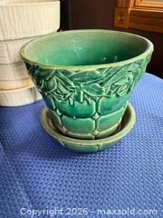 MaxSold Auction: McCoy planter group - Baltimore (Maryland, USA) SELLER MANAGED Downsizing Online Auction - Parkwood Avenue