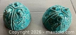 MaxSold Auction: McCoy Pottery hanging planters - Baltimore (Maryland, USA) SELLER MANAGED Downsizing Online Auction - Parkwood Avenue