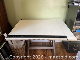 MaxSold Auction: Old style adjustable drafting table - Baltimore (Maryland, USA) SELLER MANAGED Downsizing Online Auction - Parkwood Avenue