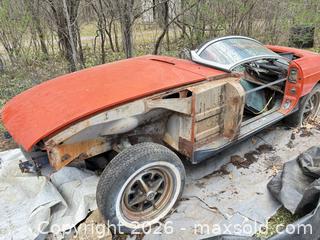 MaxSold Auction: 1975 MG MGB Convertible Roadster Red C VIN: GHN5UF371105 - Lombardy (Ontario, Canada) Estate Sale Online Auction - Berry Park Lane