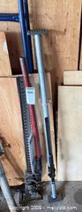 MaxSold Auction: Hi-Lift / Farm Jack by Hi-Lift B - Lombardy (Ontario, Canada) Estate Sale Online Auction - Berry Park Lane