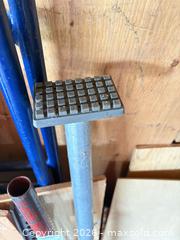 MaxSold Auction: Hi-Lift / Farm Jack by Hi-Lift B - Lombardy (Ontario, Canada) Estate Sale Online Auction - Berry Park Lane