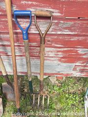 MaxSold Auction: Vintage Wood-Handle Shovel, Pitchfork & Sledge B - Lombardy (Ontario, Canada) Estate Sale Online Auction - Berry Park Lane