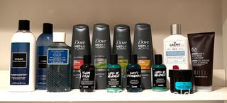 MaxSold Auction: Lot of 14 Assorted Men's Bath & Body Works, Dove, Lush, Cremo, The Body Shop - Toronto (Ontario, Canada) SELLER MANAGED Moving Online Auction - Howard Park Avenue