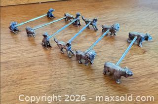 MaxSold Auction: Vintage Figural Animal Knife Rests – Set of 6 Metal Tableware Holders - Toronto (Ontario, Canada) SELLER MANAGED Moving Online Auction - Howard Park Avenue