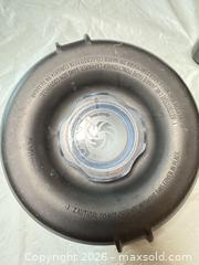 MaxSold Auction: Vitamix Blender – Model VM0197, 10-Speed, Large Container, Assembled in USA (2019) - Toronto (Ontario, Canada) SELLER MANAGED Moving Online Auction - Howard Park Avenue