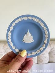 MaxSold Auction: (4pcs) Wedgewood Jasperware: "City of London" Souvenir Collection - New Westminster (British Columbia, Canada) PARTNER MANAGED Estate Sale Online Auction - Chestnut Street