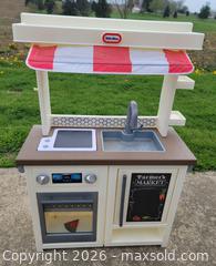 MaxSold Auction: Little Tikes First Market Kitchen Play Set - East Cocalico Township (Pennsylvania, USA) SELLER MANAGED Downsizing Online Auction - Stevens Road