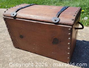 MaxSold Auction: Very Old Looking Wooden Chest - East Cocalico Township (Pennsylvania, USA) SELLER MANAGED Downsizing Online Auction - Stevens Road