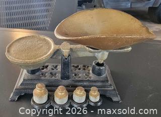MaxSold Auction: Vintage Miniature Cast Iron Balance Scale - East Cocalico Township (Pennsylvania, USA) SELLER MANAGED Downsizing Online Auction - Stevens Road