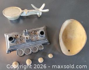MaxSold Auction: Vintage Miniature Cast Iron Balance Scale - East Cocalico Township (Pennsylvania, USA) SELLER MANAGED Downsizing Online Auction - Stevens Road