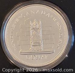MaxSold Auction: 1952-1977 Canada Queen Elizabeth II Silver Jubilee Case Dollar Dollar  - Newmarket (Ontario, Canada) PARTNER MANAGED Reseller Online Auction - Walter Avenue