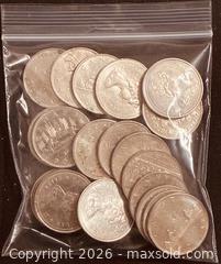 MaxSold Auction: Assort Years Queen Elizabeth II 1 Dollars  - Newmarket (Ontario, Canada) PARTNER MANAGED Reseller Online Auction - Walter Avenue