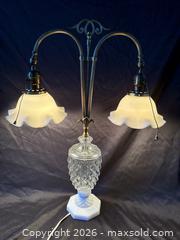 MaxSold Auction: Amazing Art Nouveau Milk Glass Twin Adjustable Tulip Glass Shade Table Lamp - Toronto (Ontario, Canada) PARTNER MANAGED Reseller Online Auction - Railside Road