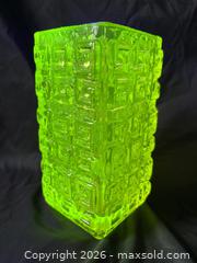 MaxSold Auction: Glowy Mod Era Riihimaki Riihimaen Lasi Oy Taalari Designed By Tamara Aladin Vaseline Uranium Glass Vase C.1968 - Toronto (Ontario, Canada) PARTNER MANAGED Reseller Online Auction - Railside Road