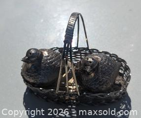 MaxSold Auction: Vintage Silver Plated Birds In Mesh Basket Salt + Pepper Shaker Set   - Toronto (Ontario, Canada) PARTNER MANAGED Reseller Online Auction - Railside Road