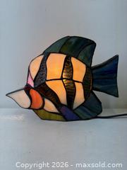 MaxSold Auction: Vintage Stained Glass Angel Fish Table Accent Lamp Works Fine - Toronto (Ontario, Canada) PARTNER MANAGED Reseller Online Auction - Railside Road