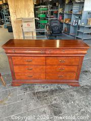 MaxSold Auction: Dresser andmirror - Cocoa (Florida, USA) SELLER MANAGED Estate Sale Online Auction - Broadcast Court