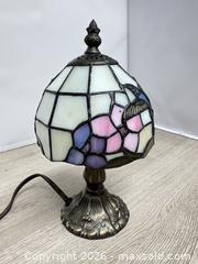MaxSold Auction: Small Tiffany-style Stained Glass Lamp - Cocoa (Florida, USA) SELLER MANAGED Estate Sale Online Auction - Broadcast Court