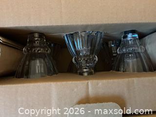 MaxSold Auction: New Solar Lights - set of 6 - Forks Township (Pennsylvania, USA) SELLER MANAGED Downsizing Online Auction - Ben Jon Road               
