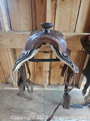 MaxSold Auction: Brown Leather Western Saddle with Floral Tooling & Horn - Elizabethtown-Kitley (Ontario, Canada) PARTNER MANAGED Estate Sale Online Auction - Rocksprings Road