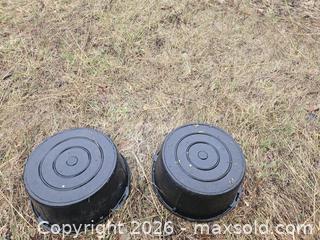 MaxSold Auction: Set of 6 Black Plastic Feed/Water Troughs, Medium - Elizabethtown-Kitley (Ontario, Canada) PARTNER MANAGED Estate Sale Online Auction - Rocksprings Road