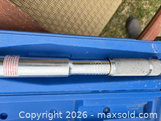 MaxSold Auction: 150-600 ft-lbs 3/4" Drive Torque Wrench - Elizabethtown-Kitley (Ontario, Canada) PARTNER MANAGED Estate Sale Online Auction - Rocksprings Road