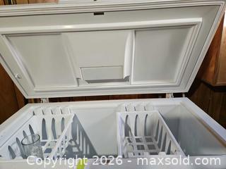 MaxSold Auction: Kenmore White Chest Freezer 5-10 cu ft Electric (115V) - Elizabethtown-Kitley (Ontario, Canada) PARTNER MANAGED Estate Sale Online Auction - Rocksprings Road