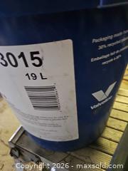 MaxSold Auction: Valvoline Hydraulic Oil ISO 32 19 L Part 3015 - Elizabethtown-Kitley (Ontario, Canada) PARTNER MANAGED Estate Sale Online Auction - Rocksprings Road