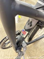 MaxSold Auction: Montague Folding Hybrid/Commuter Bike 700c Aluminum Frame - East Brunswick (New Jersey, USA) SELLER MANAGED Reseller Online Auction - Tices Lane