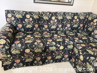 MaxSold Auction: Traditional Fabric Sectional Sofa with Floral Pattern - Kitchener (Ontario, Canada) SELLER MANAGED Downsizing Online Auction - Templeton Drive