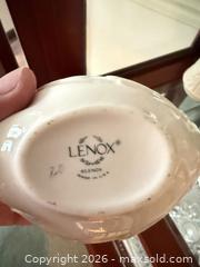 MaxSold Auction: Lenox Vintage Porcelain & Ceramic Vases, Swans, Bowl B - East Vincent Township (Pennsylvania, USA) Downsizing Online Auction - Sheeder Road