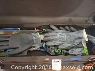 MaxSold Auction: Metal Toolbox / Tool Chest and Tools A - East Vincent Township (Pennsylvania, USA) Downsizing Online Auction - Sheeder Road