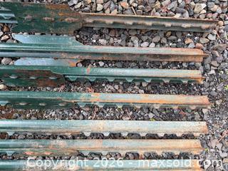 MaxSold Auction: T-posts 8 foot - Port Ludlow (Washington, USA) SELLER MANAGED Downsizing Online Auction - Pioneer Drive