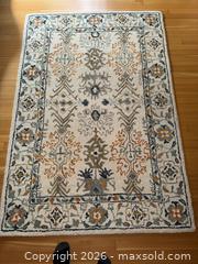 MaxSold Auction: Wool Rug - Port Ludlow (Washington, USA) SELLER MANAGED Downsizing Online Auction - Pioneer Drive