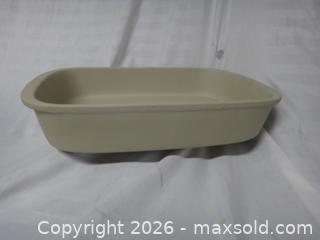MaxSold Auction: PAMPERED CHEF BAKNG DISH - Ajax (Ontario, Canada) SELLER MANAGED Downsizing Online Auction - Noake Crescent
