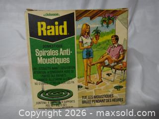 MaxSold Auction: VINTAGE ADVERTISING ART  - Ajax (Ontario, Canada) SELLER MANAGED Downsizing Online Auction - Noake Crescent