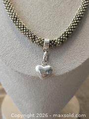 MaxSold Auction: Links of London Sterling Silver Heart Pendant Beaded Necklace - Vancouver (British Columbia, Canada) SELLER MANAGED Reseller Online Auction - Nanaimo Street (CONDO)