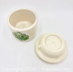 MaxSold Auction: Vintage ceramic trinket case  - Esquimalt (British Columbia, Canada) PARTNER MANAGED Reseller Online Auction - Lampson Street