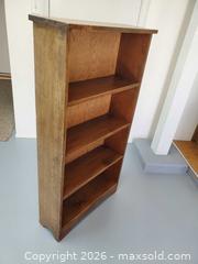 MaxSold Auction: Bookshelf - Oak Bay (British Columbia, Canada) SELLER MANAGED Moving Online Auction - Kinross Avenue