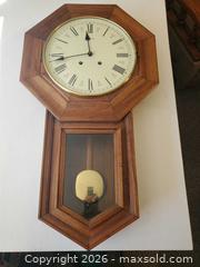 MaxSold Auction: Clock - Oak Bay (British Columbia, Canada) SELLER MANAGED Moving Online Auction - Kinross Avenue